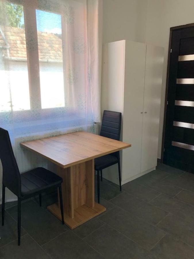 Eden Apartman Hajdúszoboszló Exteriör bild